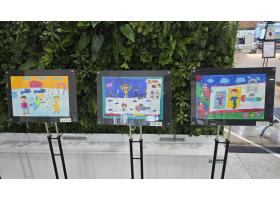 창녕군립수영장 지역 아동과 함께하는 그림 전시회 개최